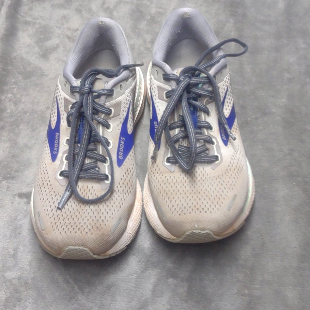 Brooks Adrenaline GTS 22 Alloy Blue Green Road-Running Sneakers Women’s Size 8